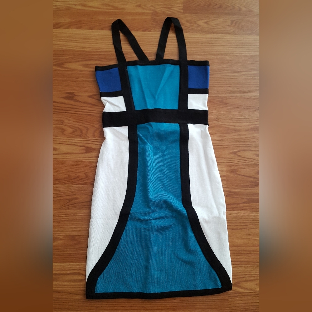 Bebe elongation colorblock bandage dress